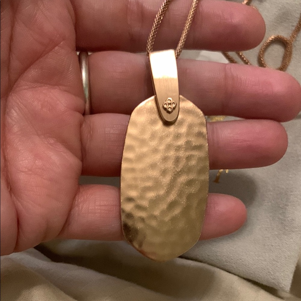 Kendra Scott Rose Gold Necklace - Picture 3 of 4